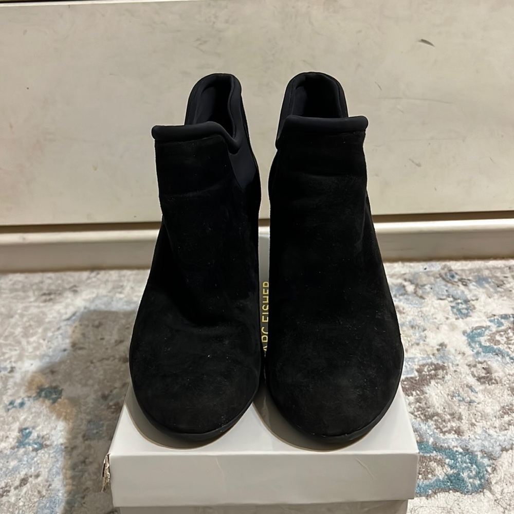 Clarks suede booties